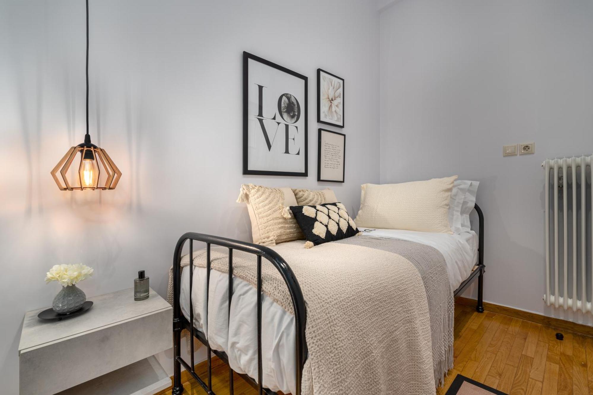 אתונה Unique Koukaki Three Bedroom Suite מראה חיצוני תמונה